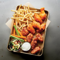 Buffalo Wild Wings food