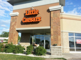 Little Caesars Pizza outside