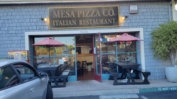 Mesa Pizza Co inside