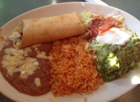 Tres Hermanos Mexican food