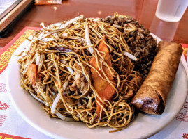 Kim's Chow Mein food