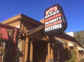 Bennett's Pit Bar-b-que Restaurant In Gatl inside