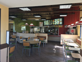 Del Taco inside