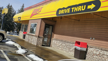 Zip's Drive In outside