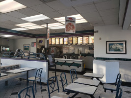 Taco Bell inside