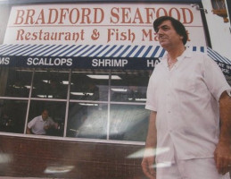 Bradford Seafood inside