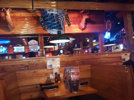 Texas Roadhouse inside