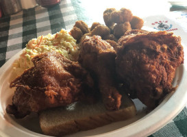 Gus's World Famous Fried Chicken inside