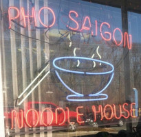 Pho Saigon Noodle House food