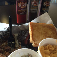 Billy Sims Barbecue outside