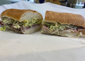 Submarina Cali Subs food