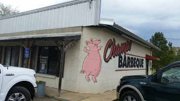 Champs Barbeque food