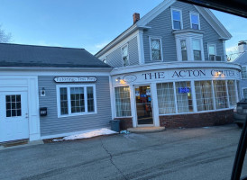 Acton House Of Pizza outside