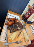 Woodchucks Bbq food