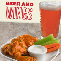 Boston's Restaurant Sports Bar food