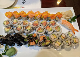 Sushi Yoshi food