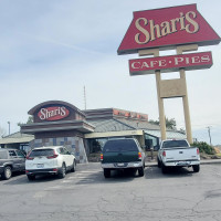 Shari's Cafe And Pies outside