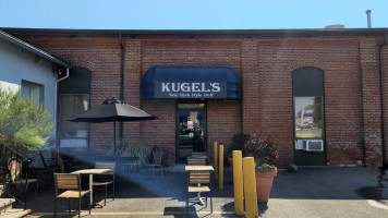 Kugel's Deli food