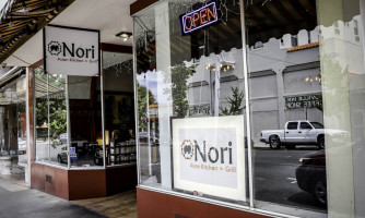 Nori Asian Kitchen Sushi outside