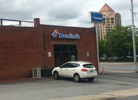 Domino's Pizza outside