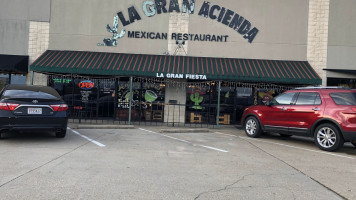 La Gran Fiesta Mexican outside