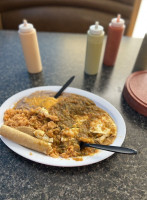 Chikiliquis Taco Stand outside