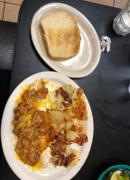 Brandon's Diner food