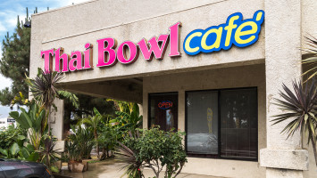 Thai Bowl Cafe inside