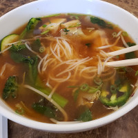 Pho Dinh In Des Mo food