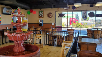 Viva Taqueria inside