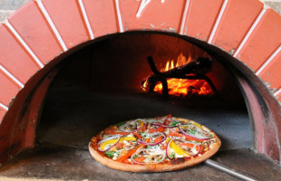 Fireside Pizza food