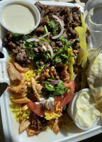 Uptowne Mediterranean food