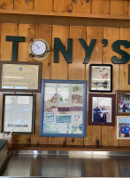 Tony's Pizza Sutton inside