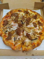 Paisano's Pizza food