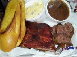 Bandana's -b-q Veteran's Memorial Parkway food