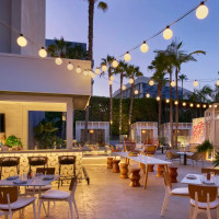 Poolside Cabanas At Viceroy Santa Monica inside