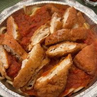 Zio's Pizza Wings food