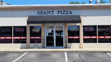 Giant Pizza Danielson food