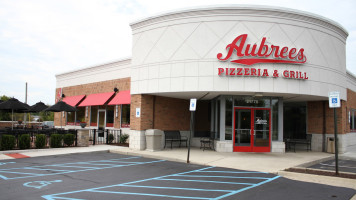 Aubree's Pizzeria Grill outside