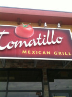 Tomatillo Mexican Grill food