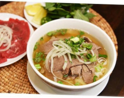 Phở Quang Trung food