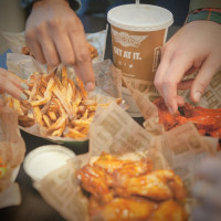 Wingstop food