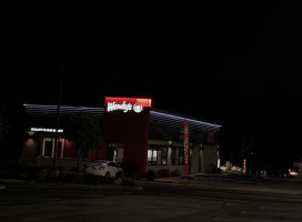 Wendy's outside