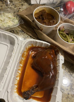 Smoky's Bbq food