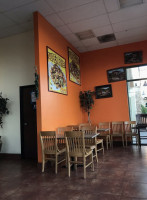 Alberto's Mexican Food food