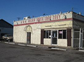 Golden House Chop Suey outside