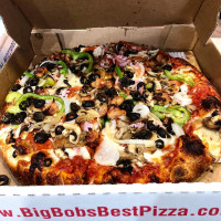 Big Bob's Best Pizza food