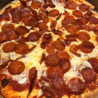 Big Bob's Best Pizza food