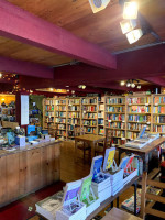 Dudley's Bookshop Cafe inside