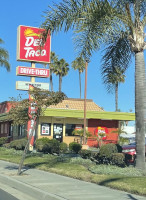 Del Taco food